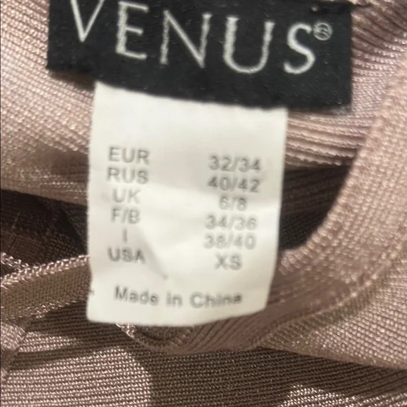 VENUS Long Sleeve Dress with Lattice Detail in Mauve. New, never worn. - Picture 7 of 11